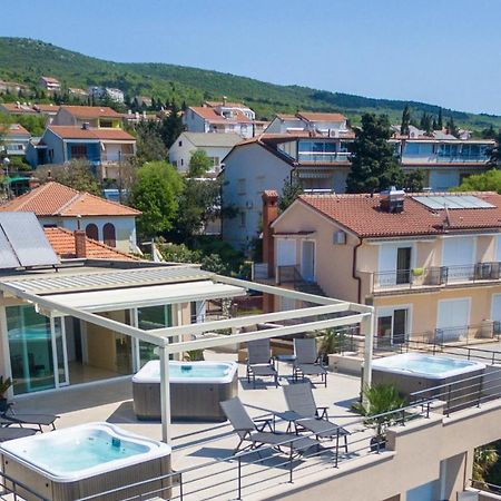 Apartments Domino R Dramalj Kültér fotó