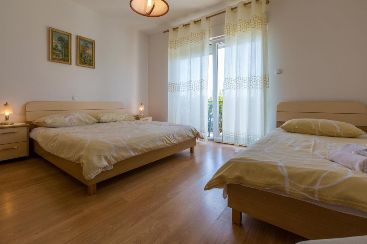 Apartments Domino R Dramalj Kültér fotó