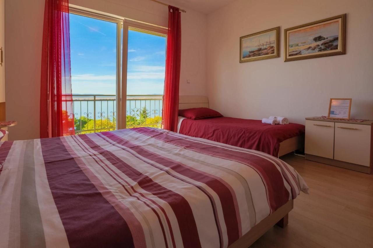 Apartments Domino R Dramalj Kültér fotó
